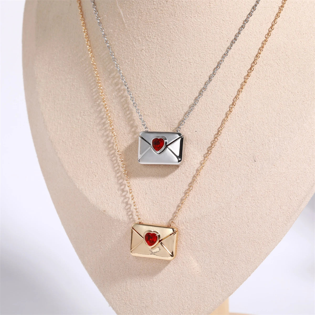 Yukona Crimson Mail: Heart-Inlaid Envelope Necklace